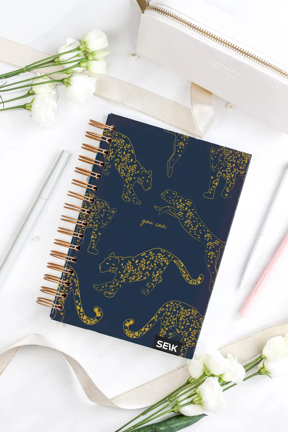 Bullet Journal / zvezek s pikicami in trdno platnico - THAT girl planner