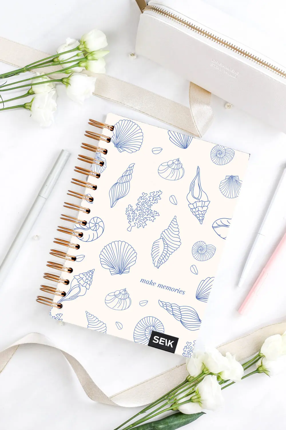 Bullet Journal / dnevnik s pikicami in trdno platnico - Školjke