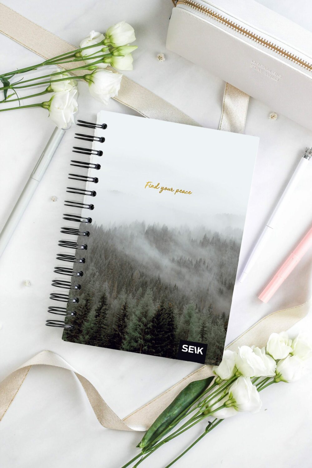 Bullet Journal / zvezek s pikicami in trdno platnico - Small steps every day