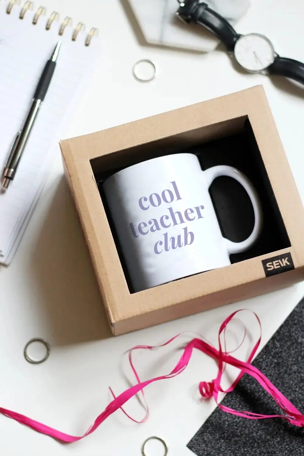 šalica z dizajnom - Cool teacher club