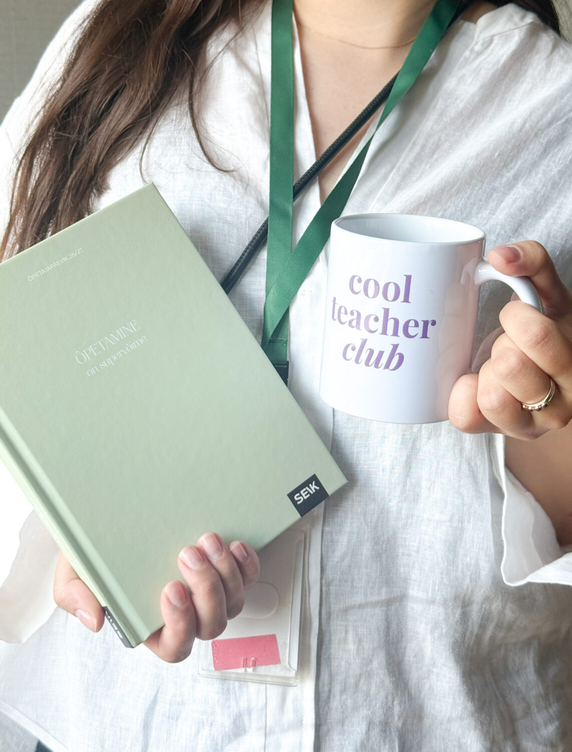 šalica z dizajnom - Cool teacher club - slika 5
