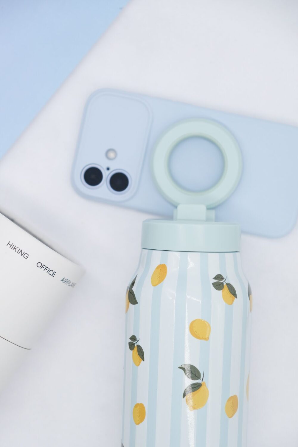 Termo steklenička za vodo 2-v-1 z magnetnim držalom za telefon – Limone (700ml) - slika 3